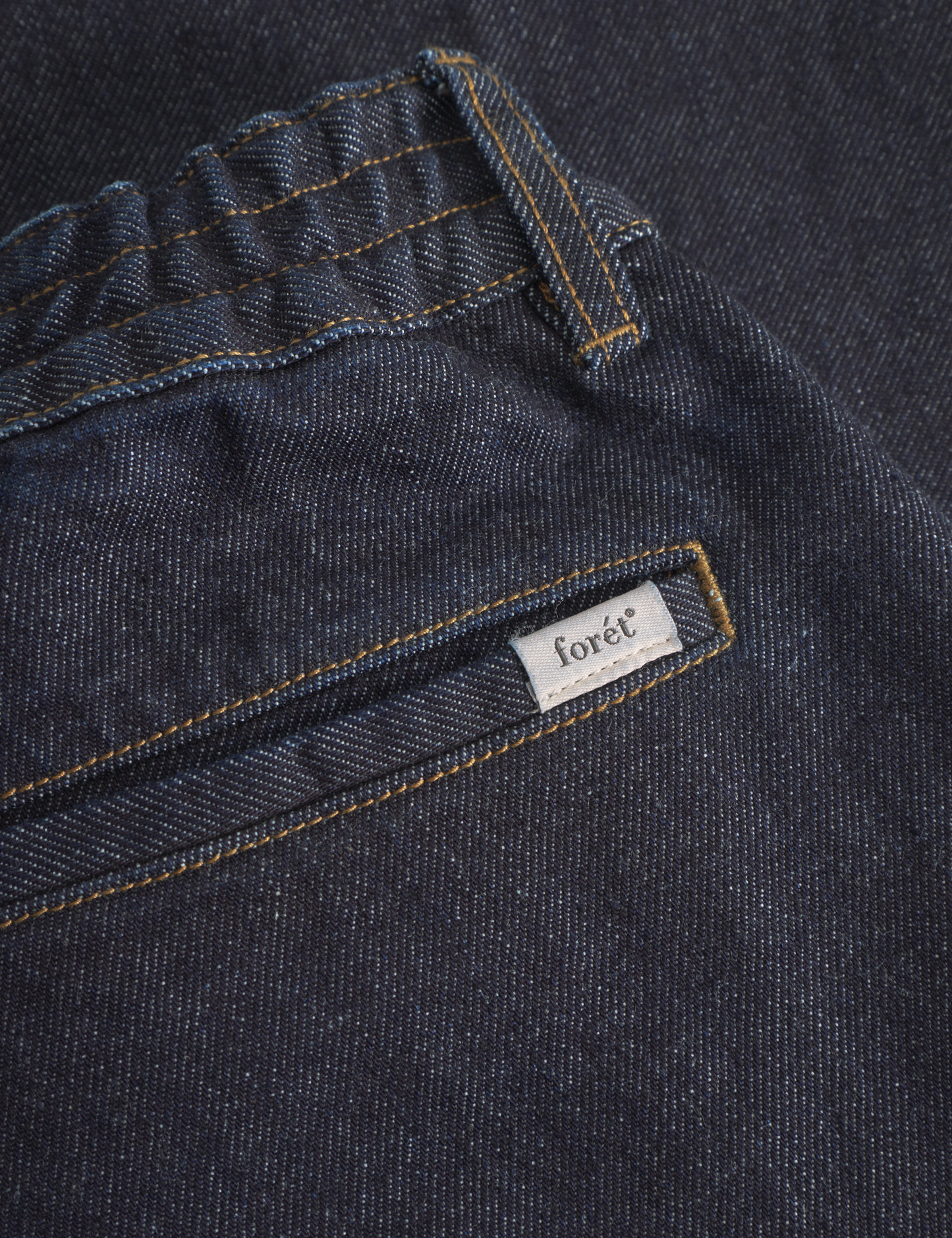 CLAY CREASED DENIM PANTS