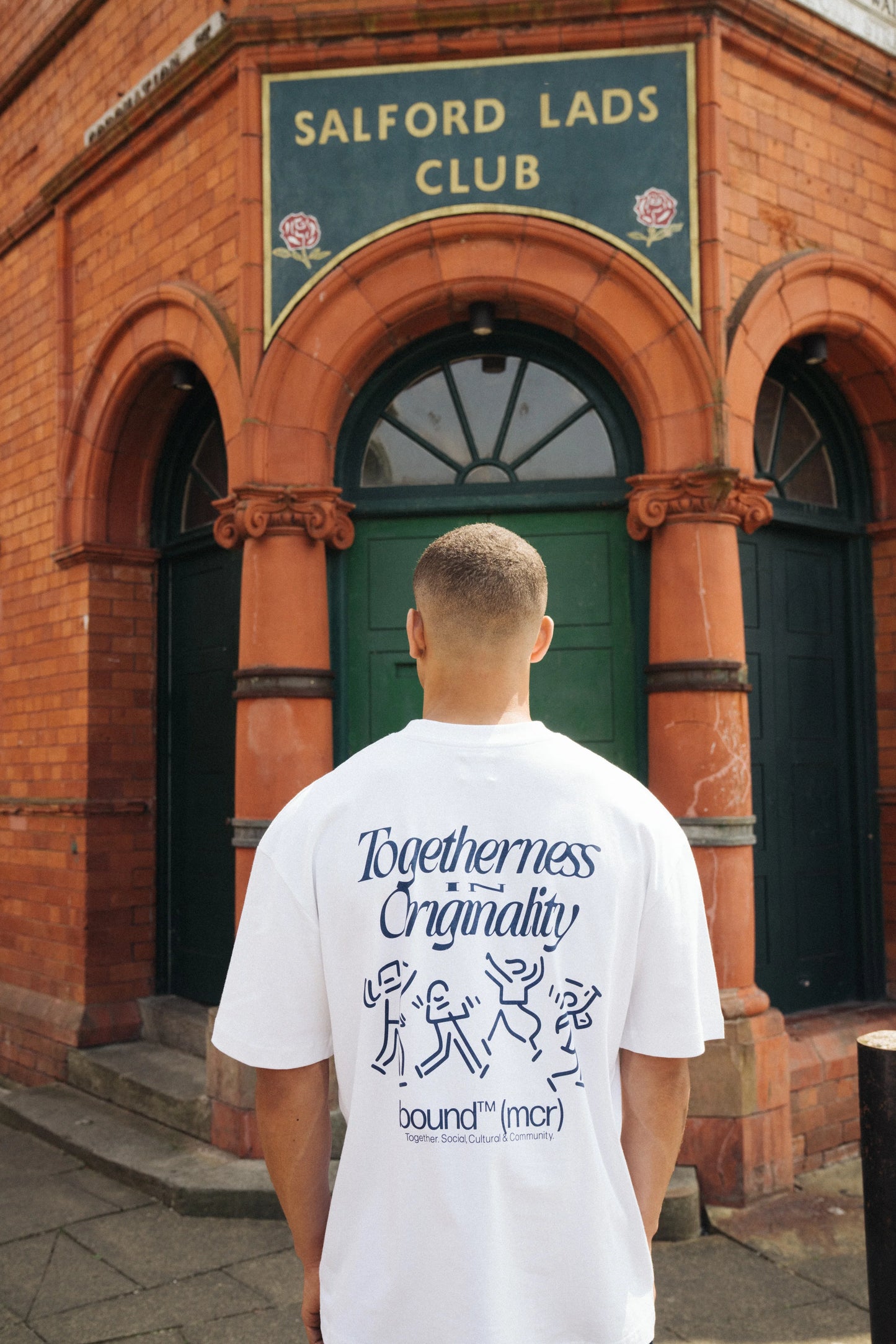 DANCING TEE