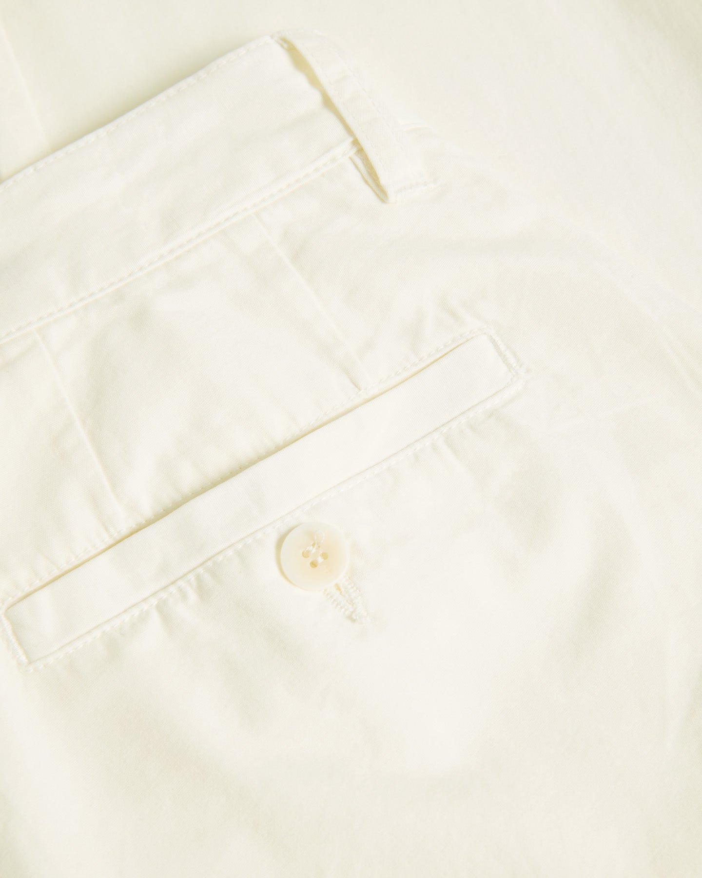 CRUZ Off- White Canvas