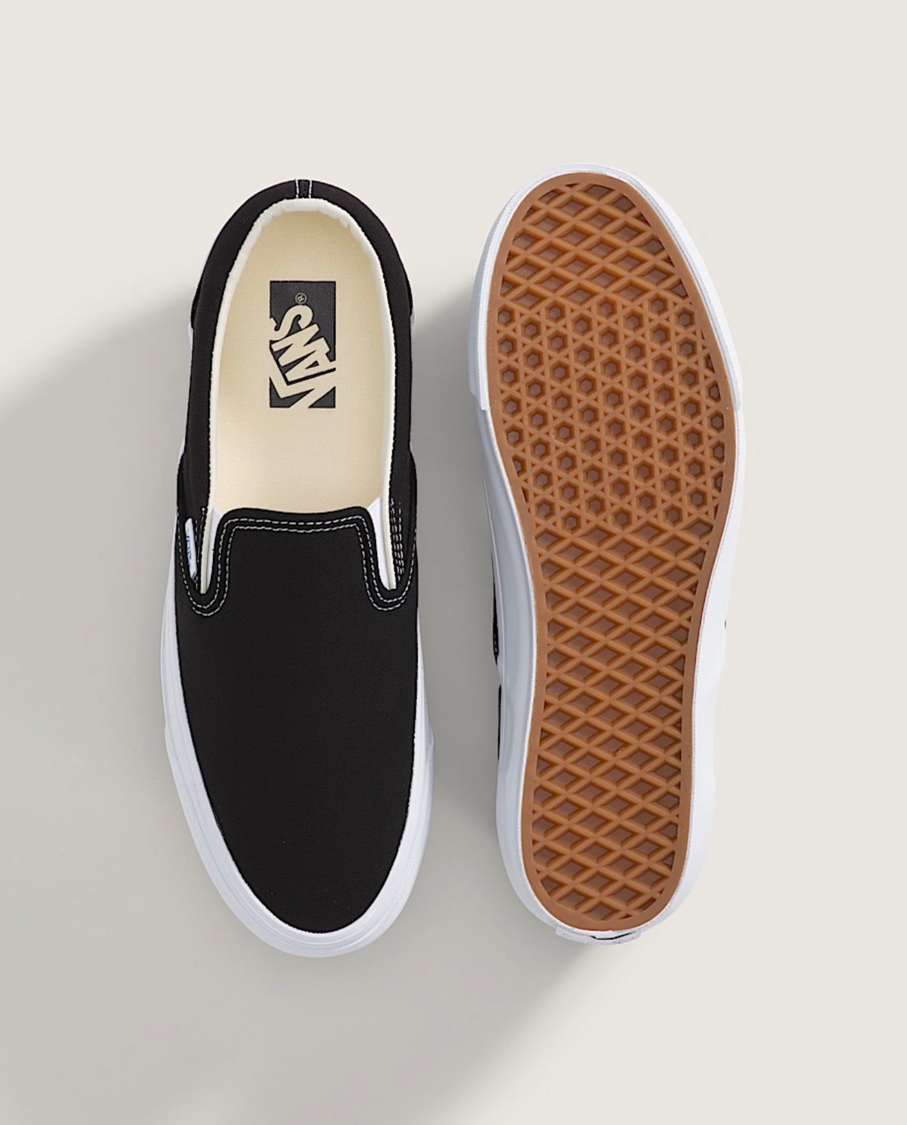 PREMIUM SLIP ON