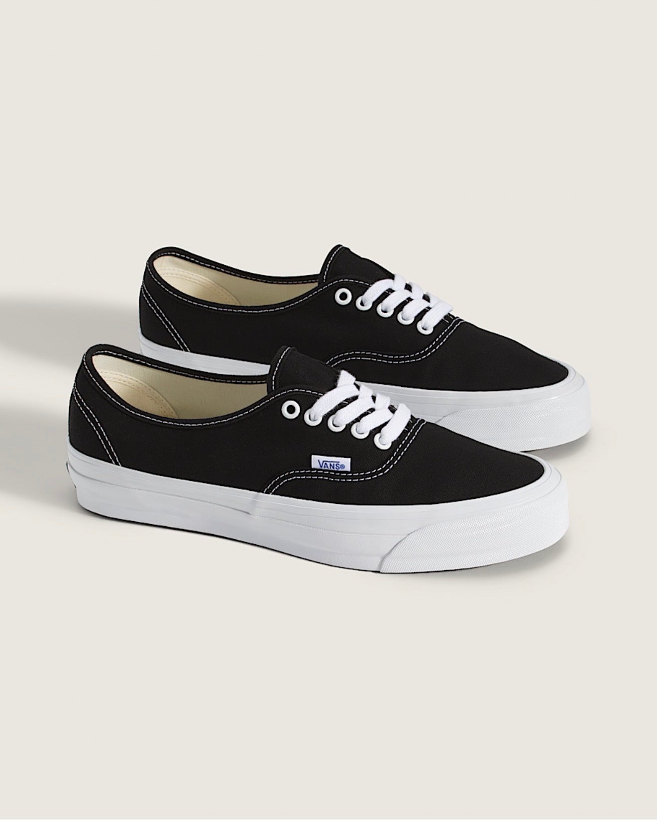 PREMIUM AUTHENTIC- BLACK
