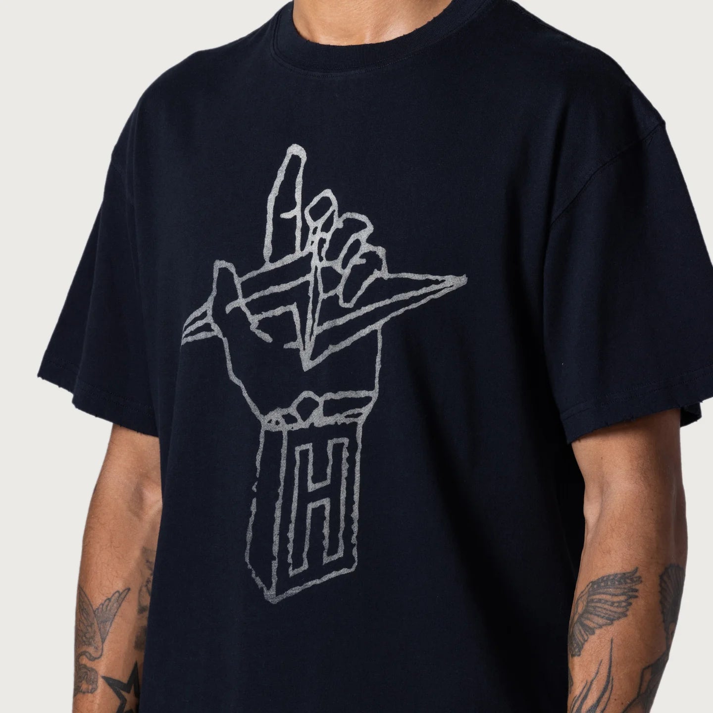 LIGHTNING HAND TEE